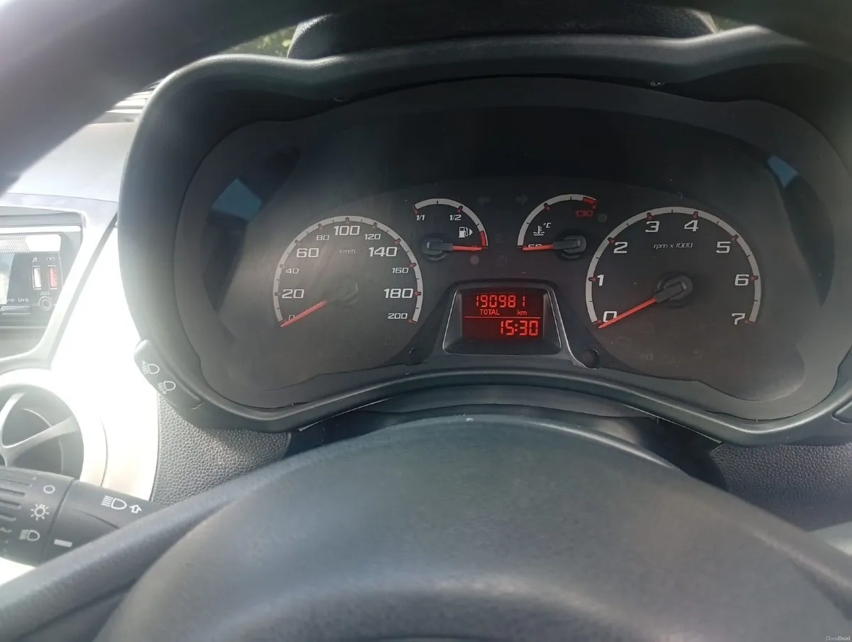 Ford KA 2010 - Image 6