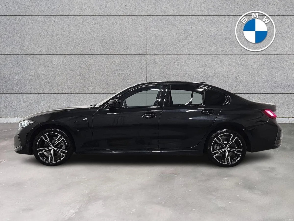 BMW 3-Series 330e M Sport Saloon - Image 3