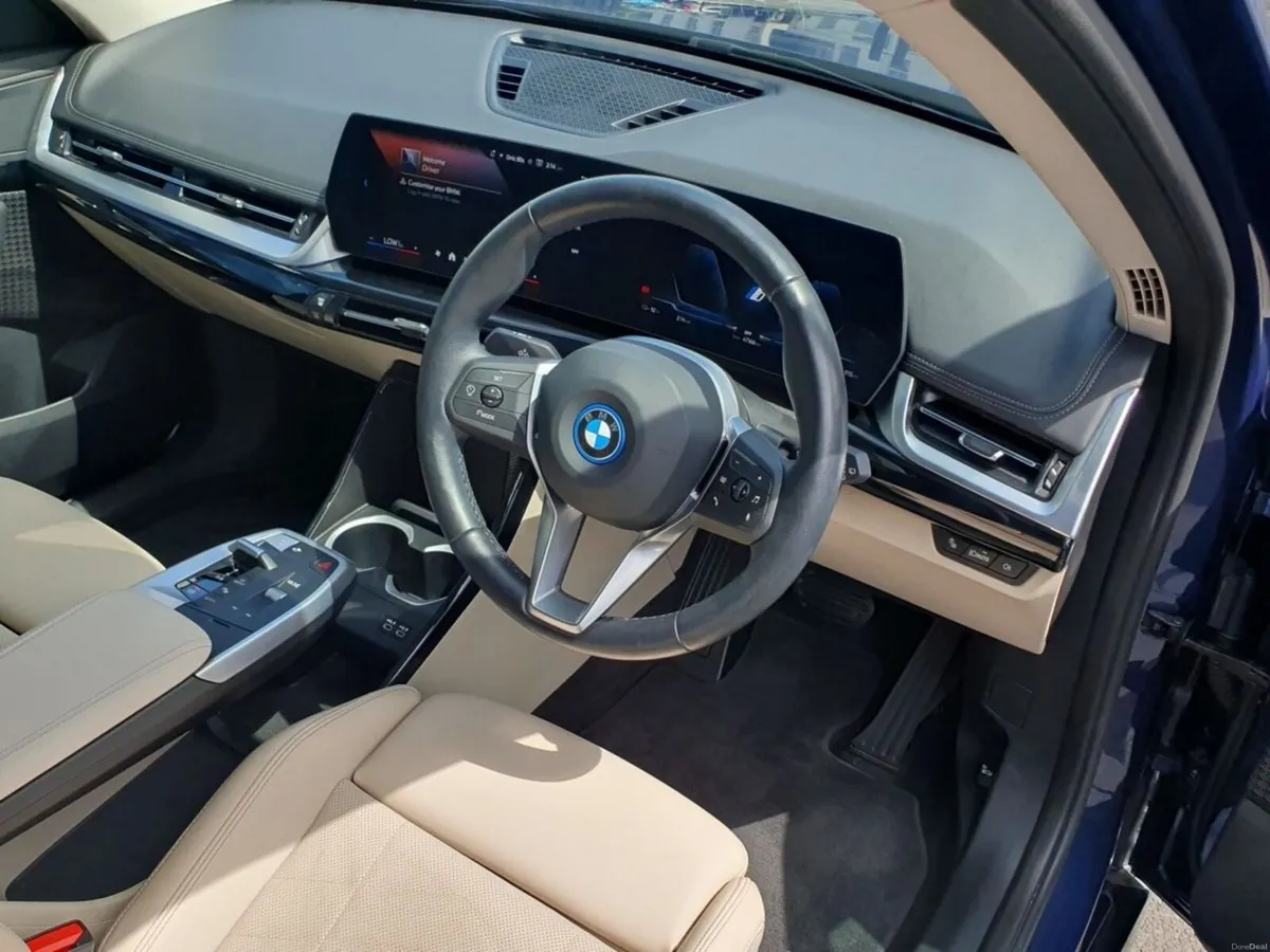 BMW iX1 eDrive20 xLine - Image 6