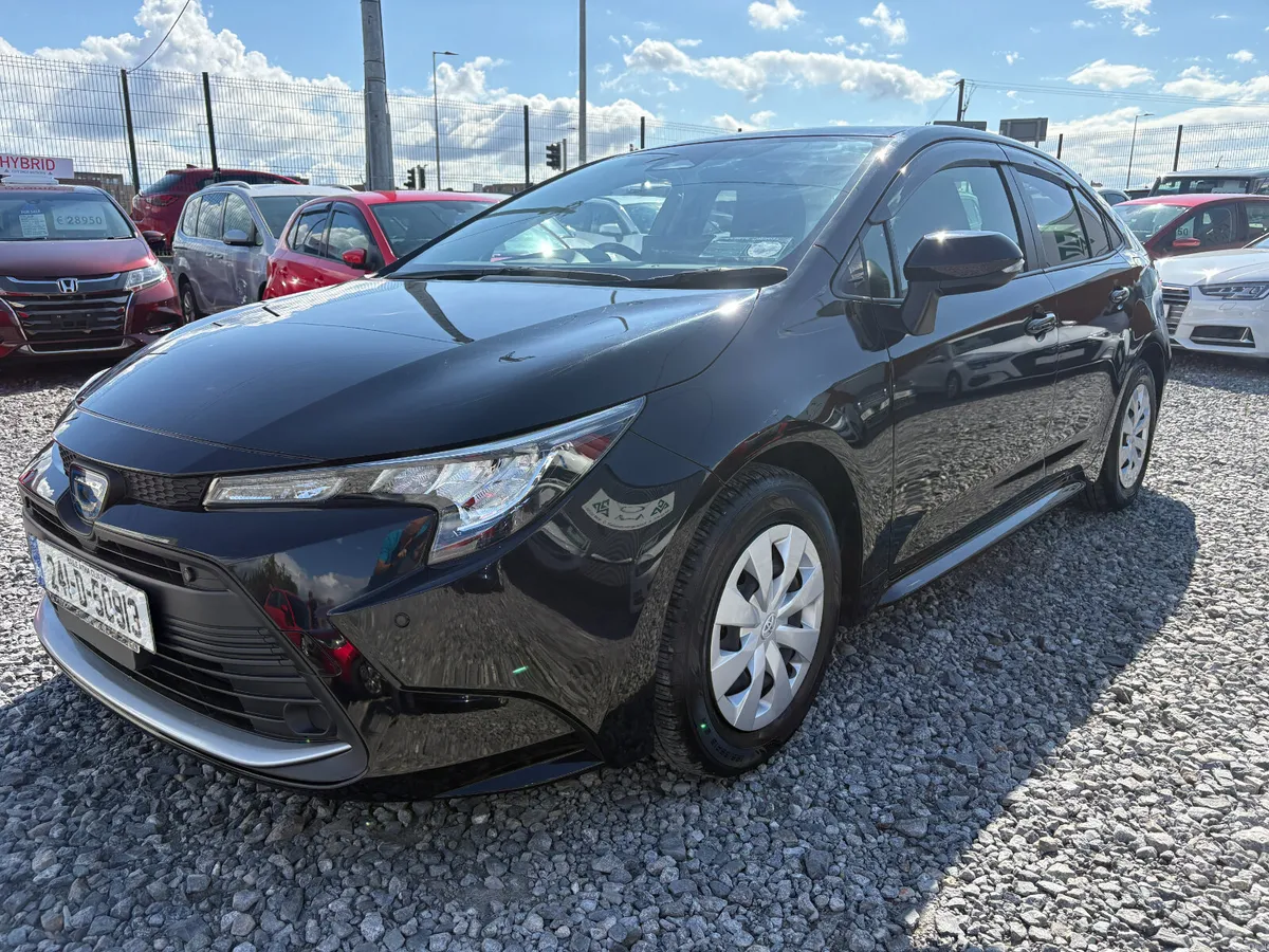 1.8 Petrol Hybrid Toyota Corolla Saloon *LOW KM* - Image 1