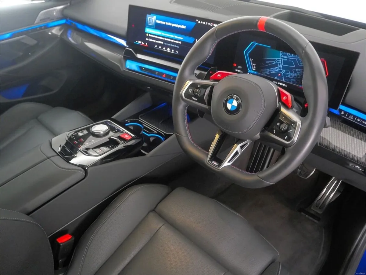 BMW M5 Saloon - Image 6