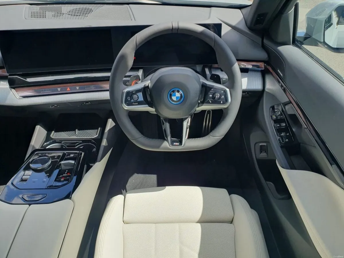 BMW 5-Series 530e M Sport Pro Saloon - Image 5