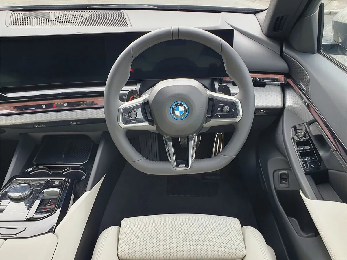 BMW 5-Series 530e M Sport Pro Saloon - Image 5