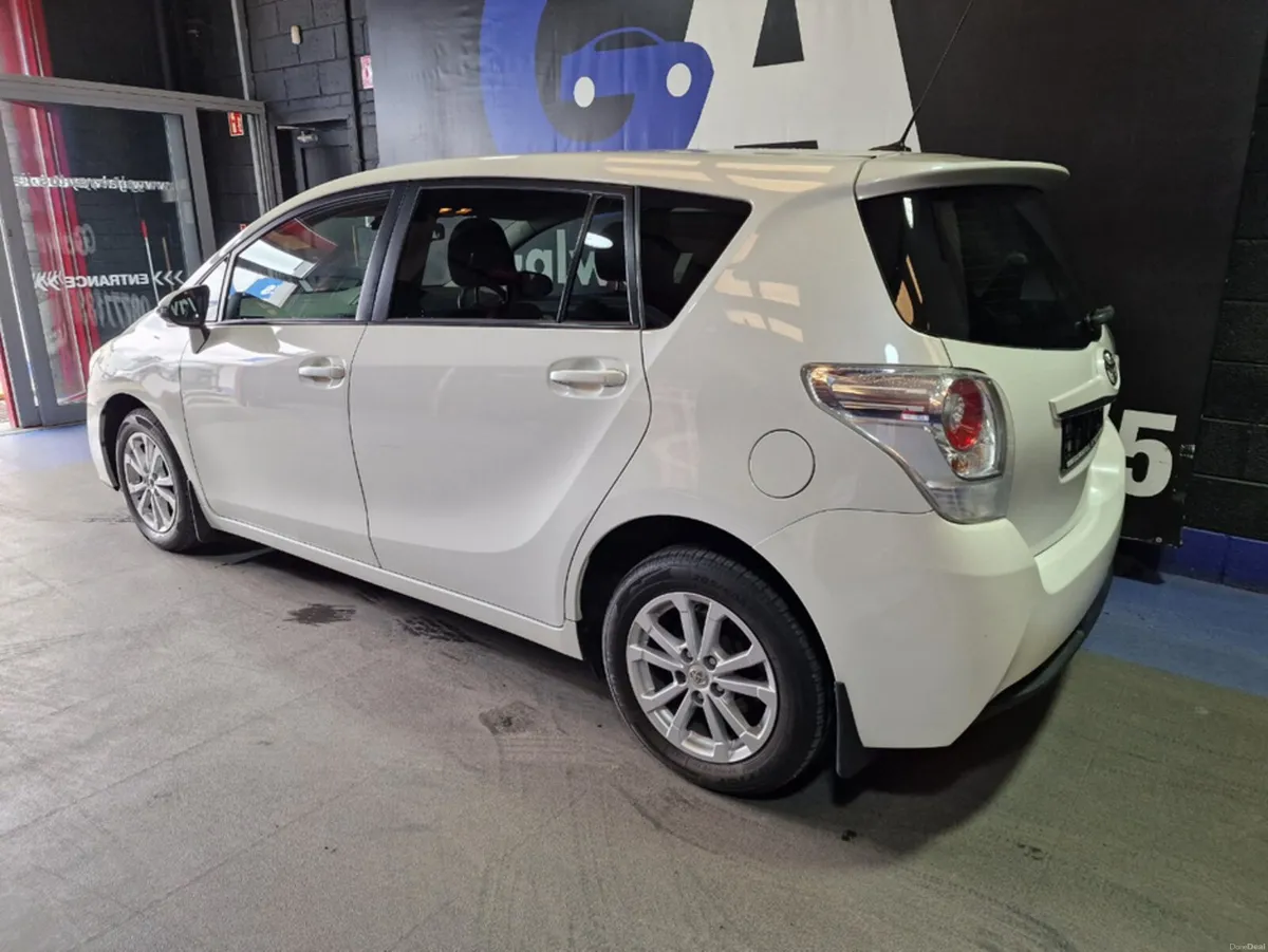 Toyota Verso 1.6 D-4D ** 7 SEATER, REVERSING CAMER - Image 6