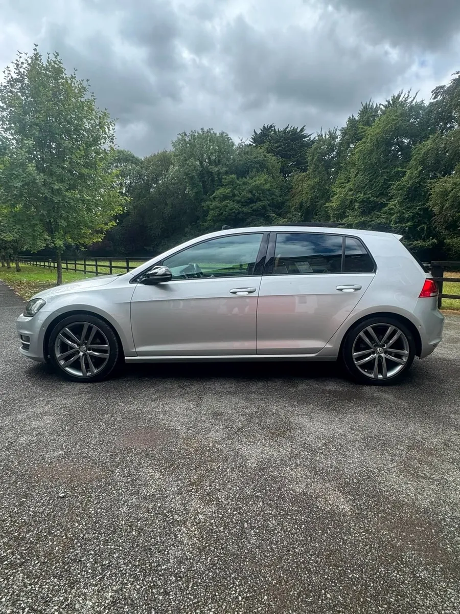VW Golf 1.4 Highline Panoramic Sunroof LeatherSeat - Image 6