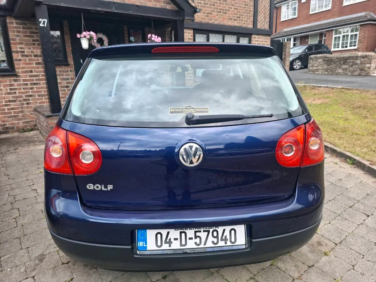 VOLKSWAGON GOLF 1.4 PETROL 2004 ONLY 147000 KLMS - Image 4