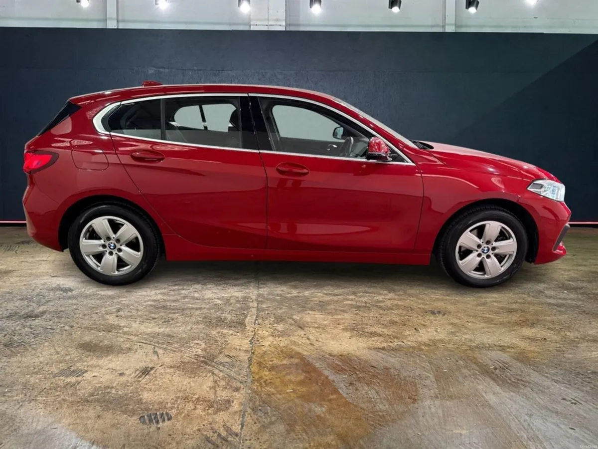 BMW 1-Series 1.5 AUTOMATIC PLAY EDITION - FACTORY - Image 2