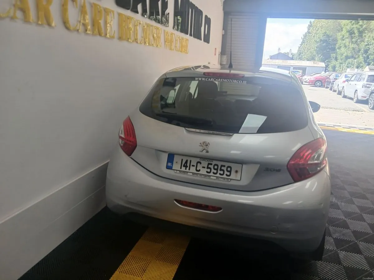 Peugeot 208 Access 1.4 HDI 4DR - Image 5