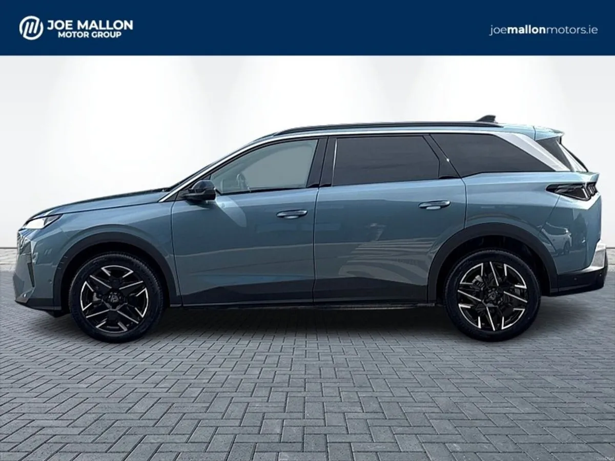 Peugeot 5008 1.2 MHEV 145bhp E-DCS6 Allure ** Amaz - Image 4