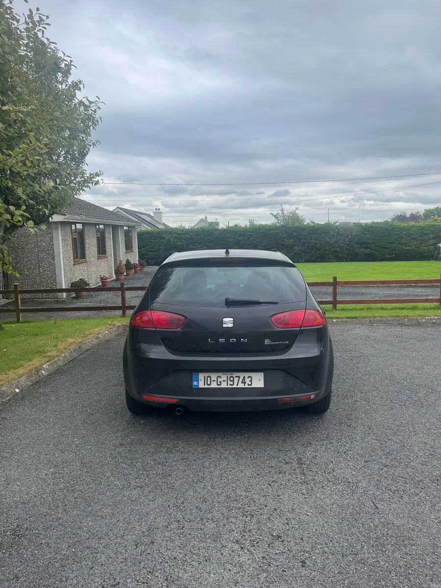 Seat Leon 1.6 TDI NCT 12/26 - Image 2