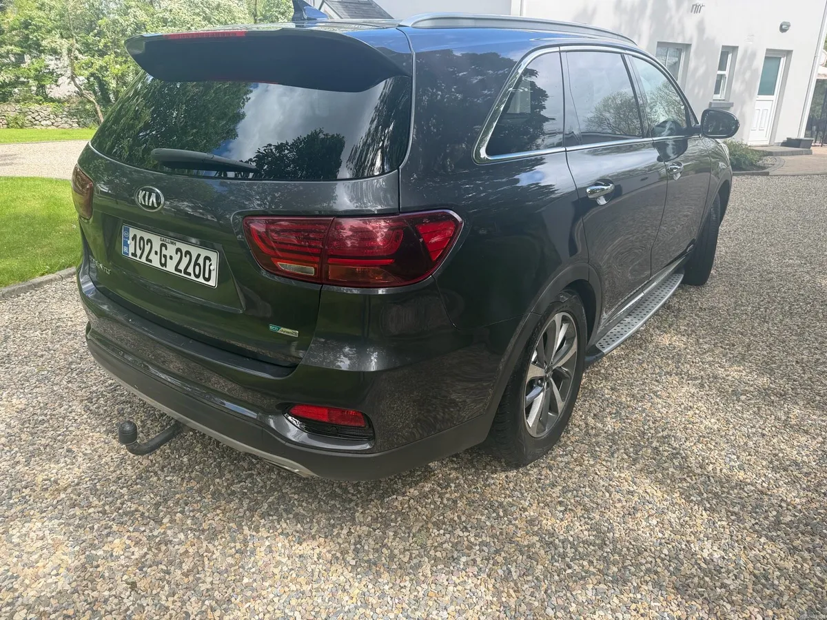 2019 Kia Sorento black leather P/X - Image 6
