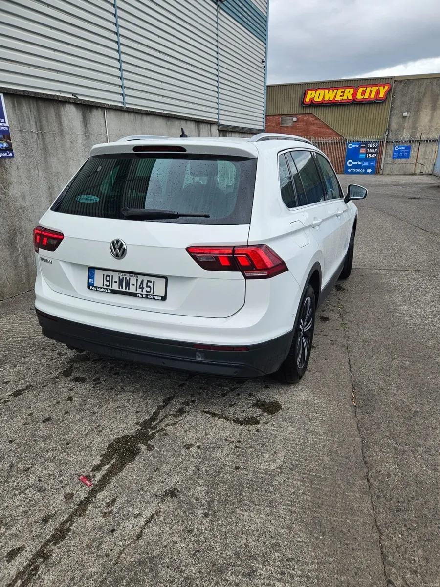 Volkswagen Tiguan 2019 - Image 5