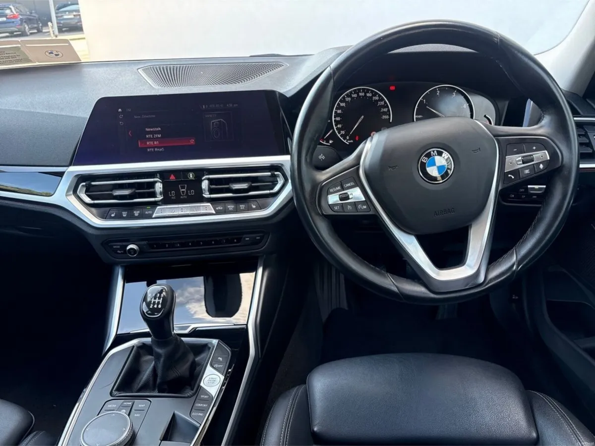 BMW 3-Series 318d Sport Saloon - Image 5