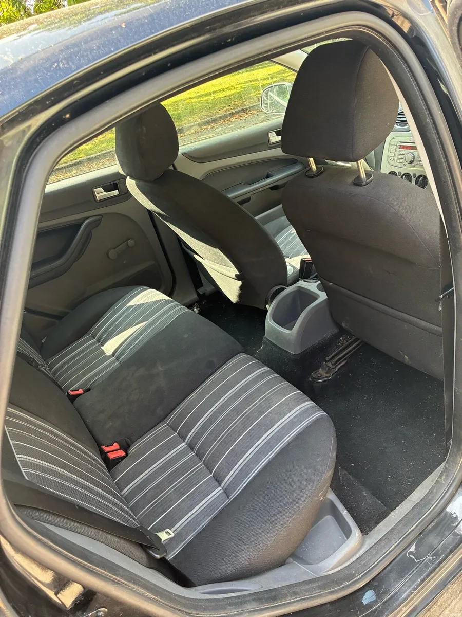 Car - Image 6