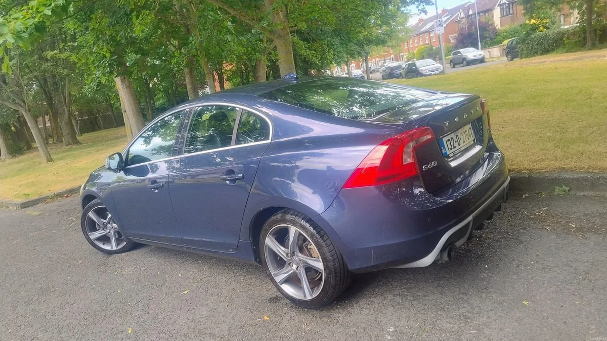 Volvo S60 2013 Automatic - Image 6
