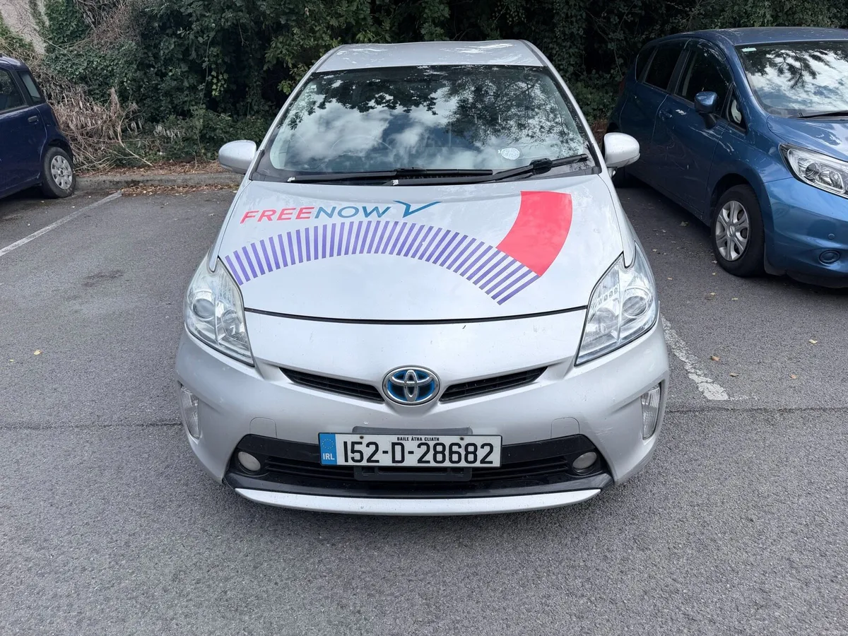 Toyota Prius - Image 4