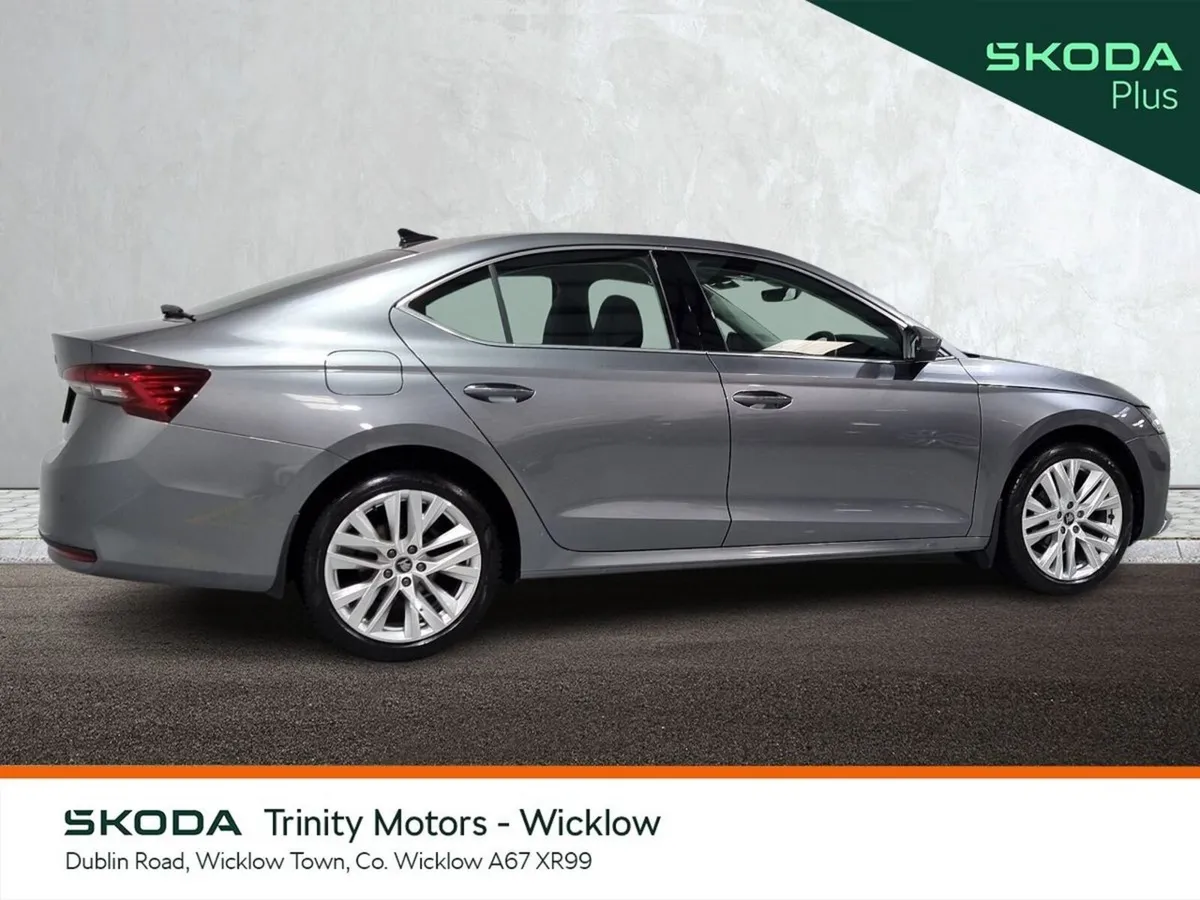 Skoda Octavia BEST VALUE ** SELECTION + ** 2.0 TDI - Image 3