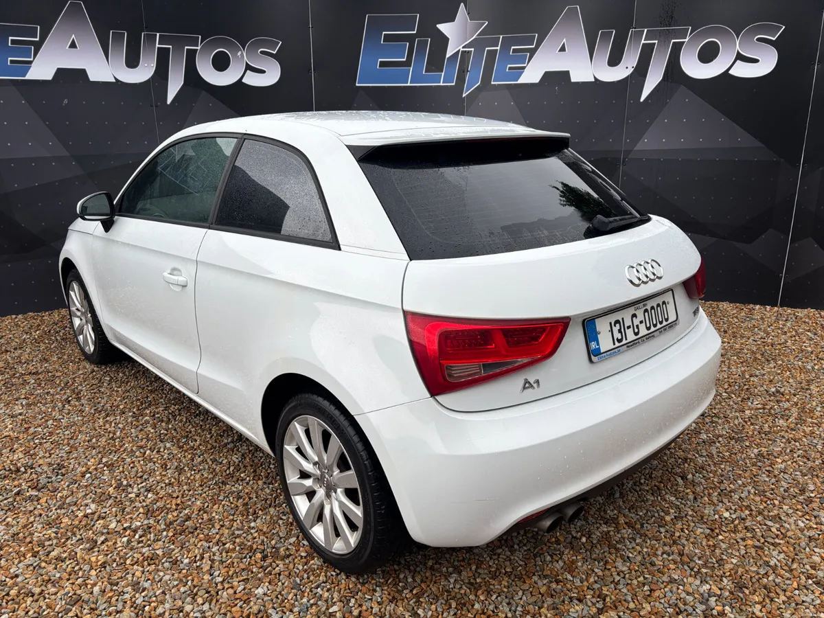 Audi A1 TFSI 1.4 Automatic 2013 - Image 3