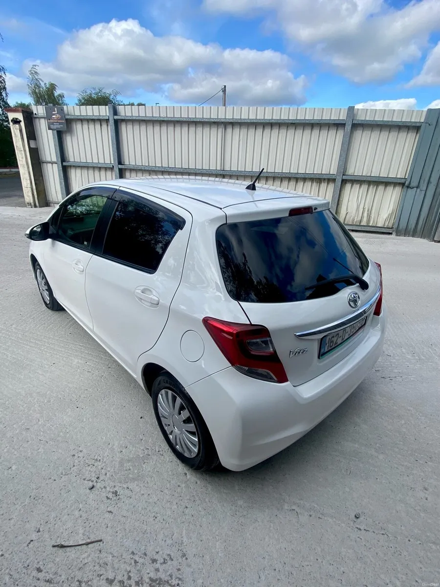 Toyota Yaris/vitz - Image 3