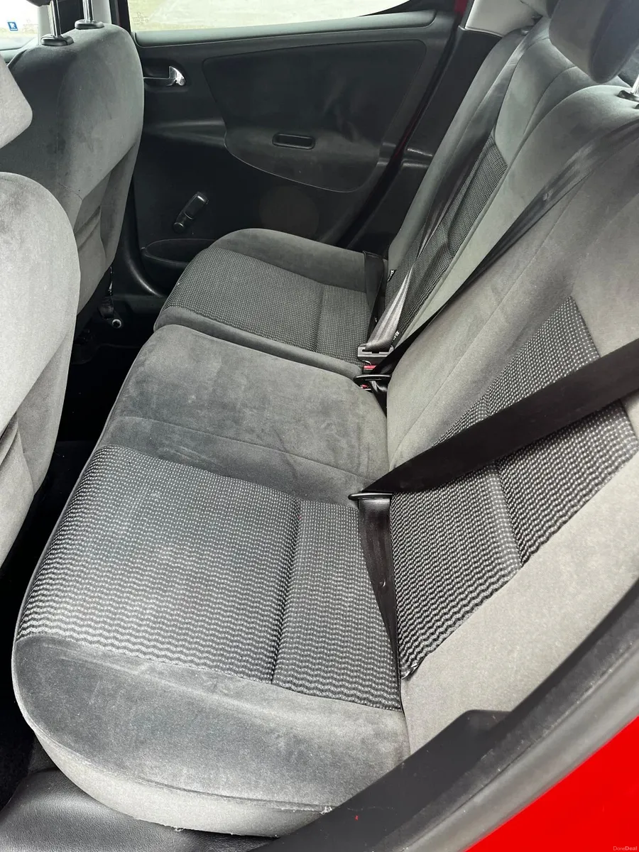 Peugeot 207 - New NCT - New Taxed. Good Condition. - Image 6