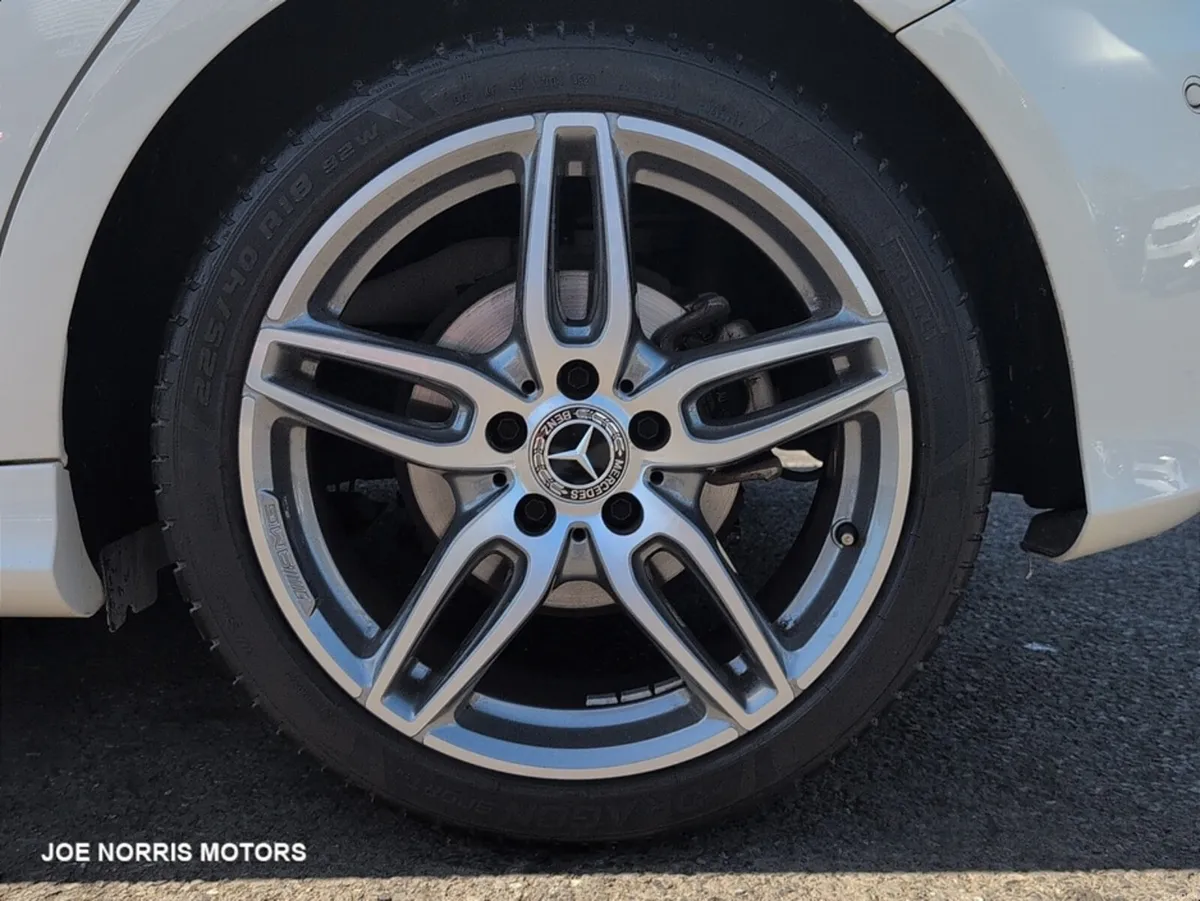 Mercedes-Benz A-Class A180 AMG AUTOMATIC - Image 5