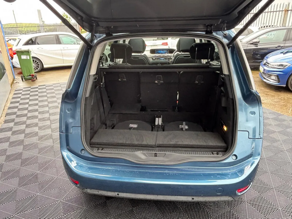 Citroen C4 Picasso Citroen C4, 1.6 petrol, auto, 7 - Image 4