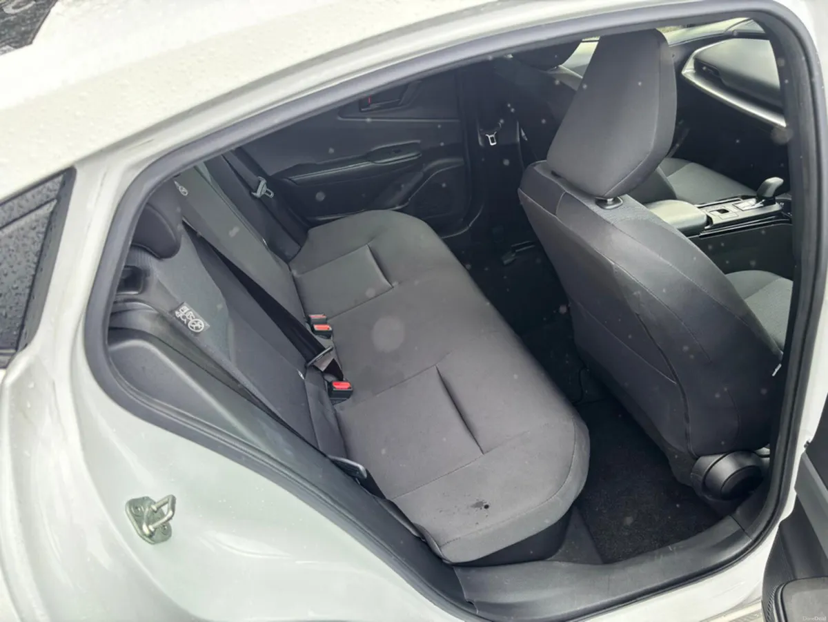 Toyota Prius Toyota Prius 2.0 petrol ,plug in hybr - Image 5