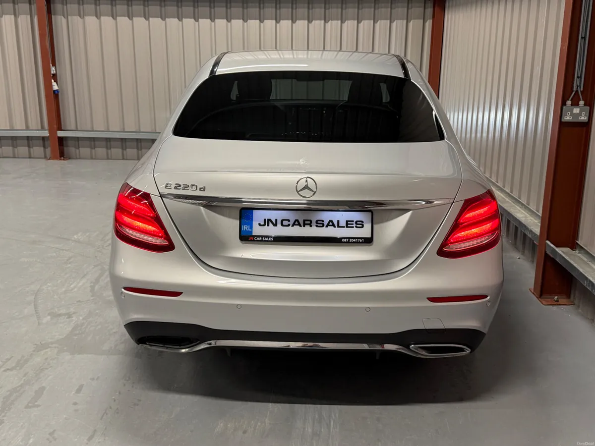 2018 Mercedes-Benz E220D AMG - Image 4