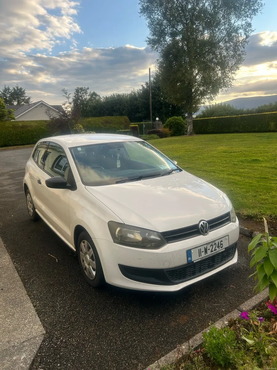 Volkswagen polo 2011 - Image 1