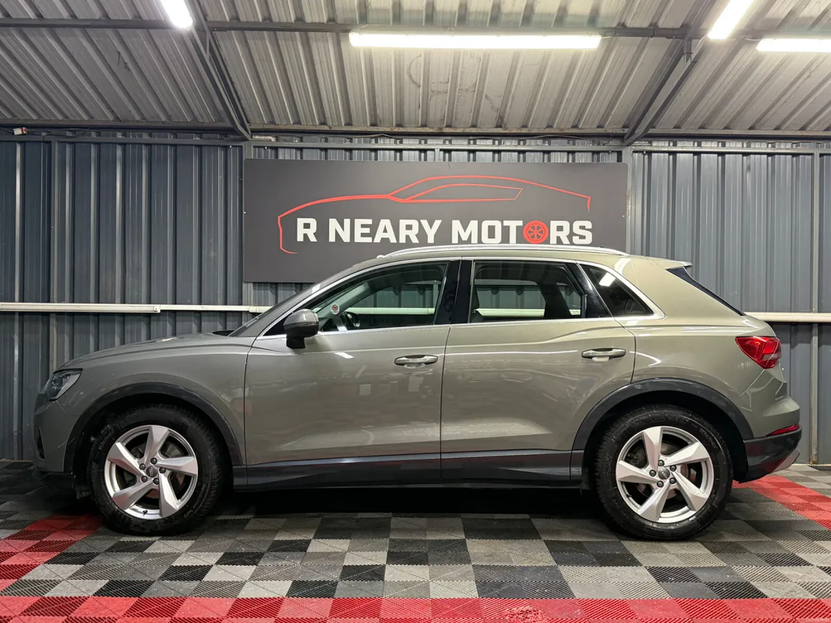 2019 192 Audi Q3 35 TDI 150HP S Tronic Automatic - Image 3