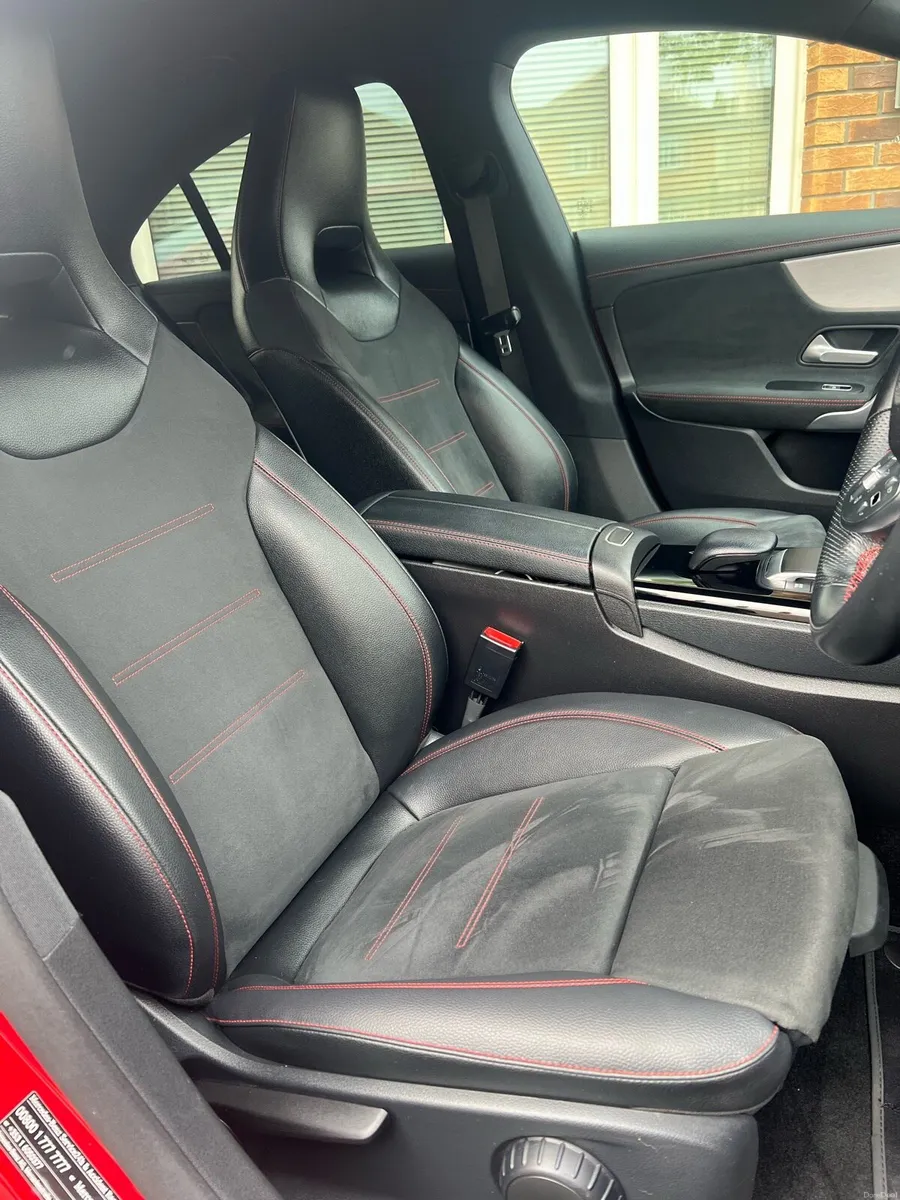 MERCEDES CLA 1.3PETROL ONLY 17K KMS AMG NIGHT PACK - Image 4