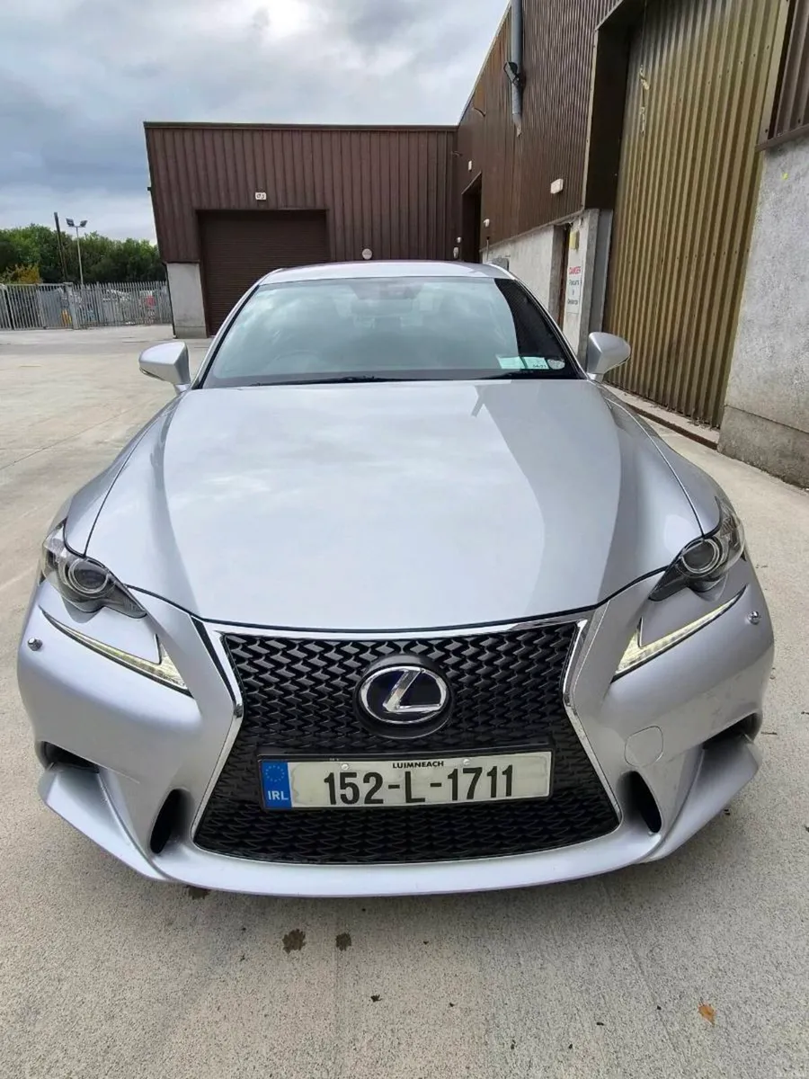 Lexus is 300h F Sport 132,300 km - Image 3