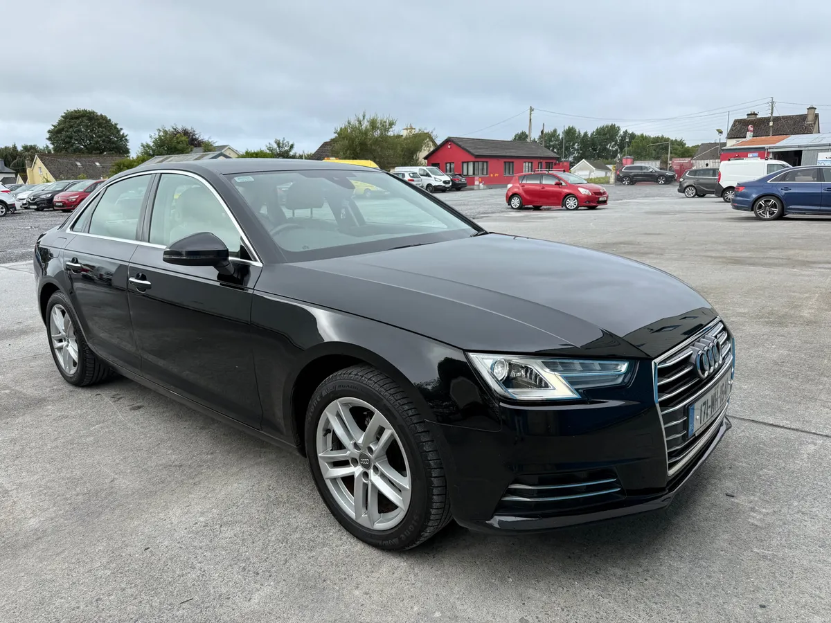 Audi A4 2017 SE Leather Interior - Image 4