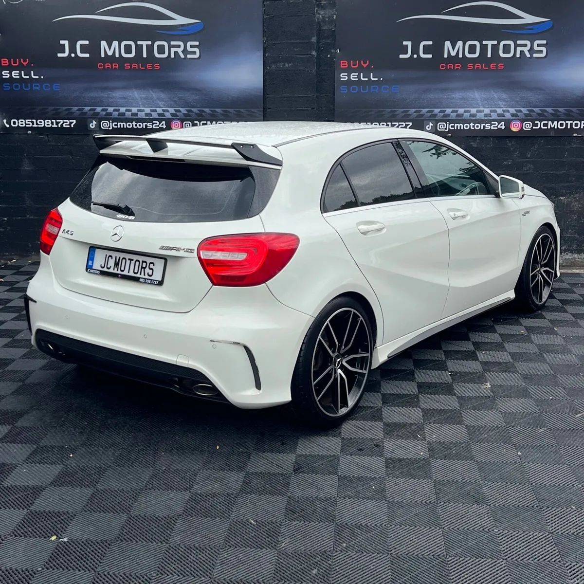 2013 Mercedes Benz A180 69km Automatic - Image 6