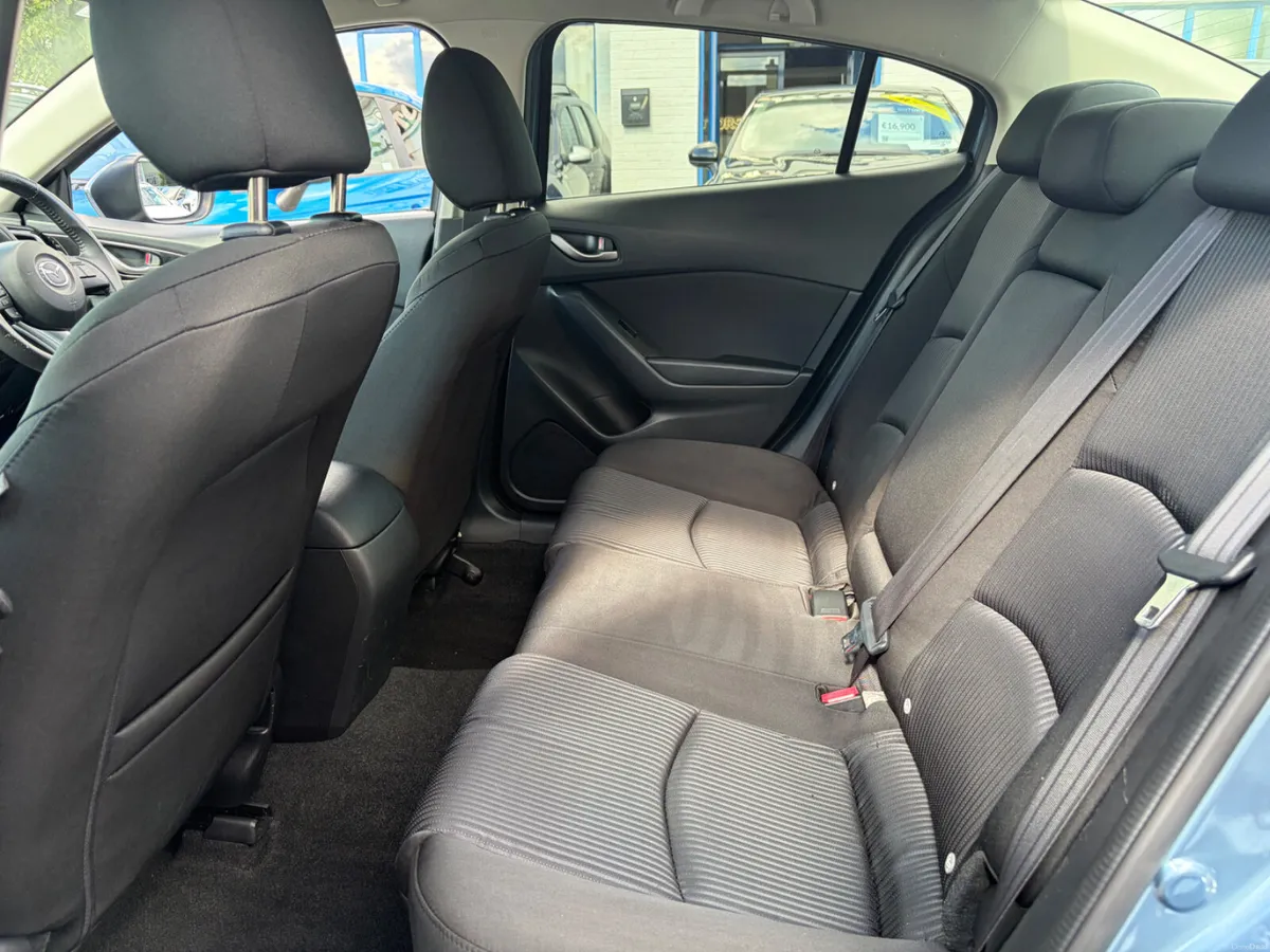 2015 MAZDA 3 2.2d EXECUTIVE NEW NCT - Image 6