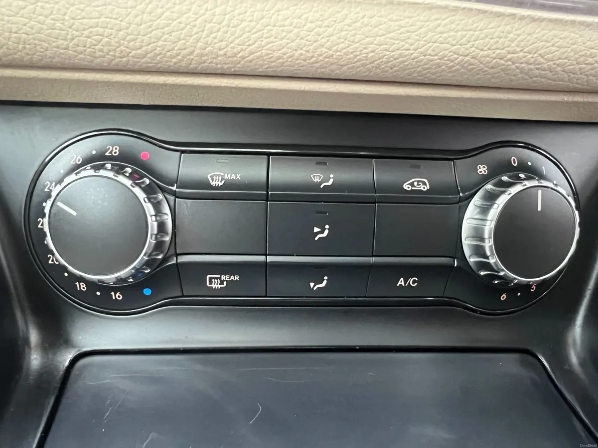Mercedes-Benz CLA 2014 - Image 2