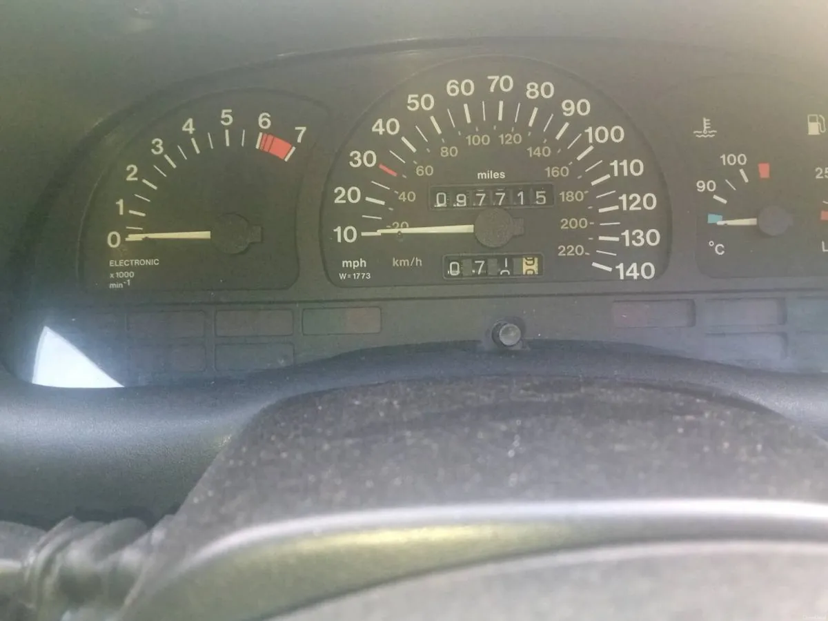 Astra 1.6 Auto With Disabled Drivers Hand Controls - Image 3