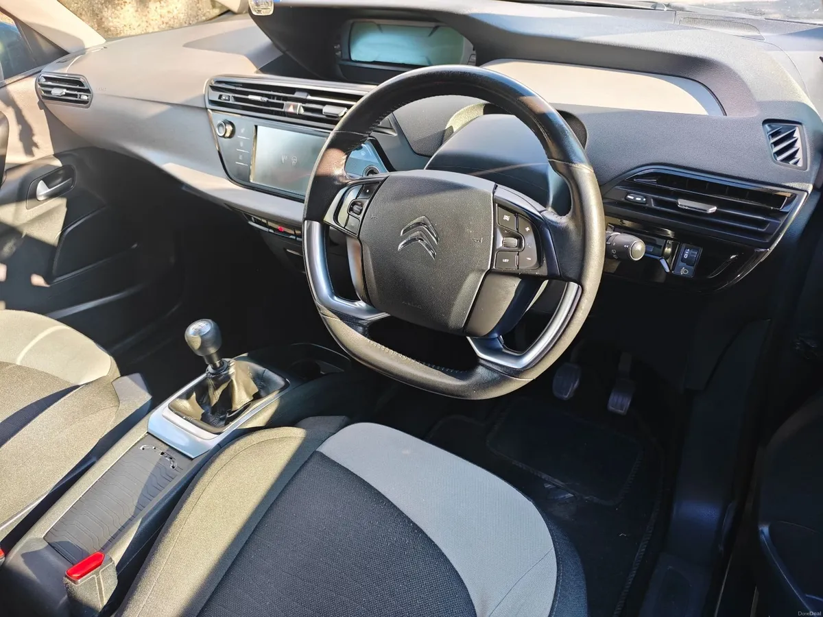 Citroen C4 2016 Manual 7 seater for sale! - Image 4