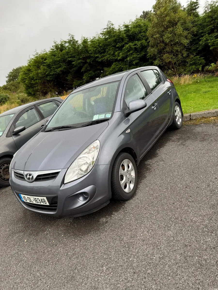2010 Hyundai i20 Comfort 1.2petrol-Low mileage - Image 3