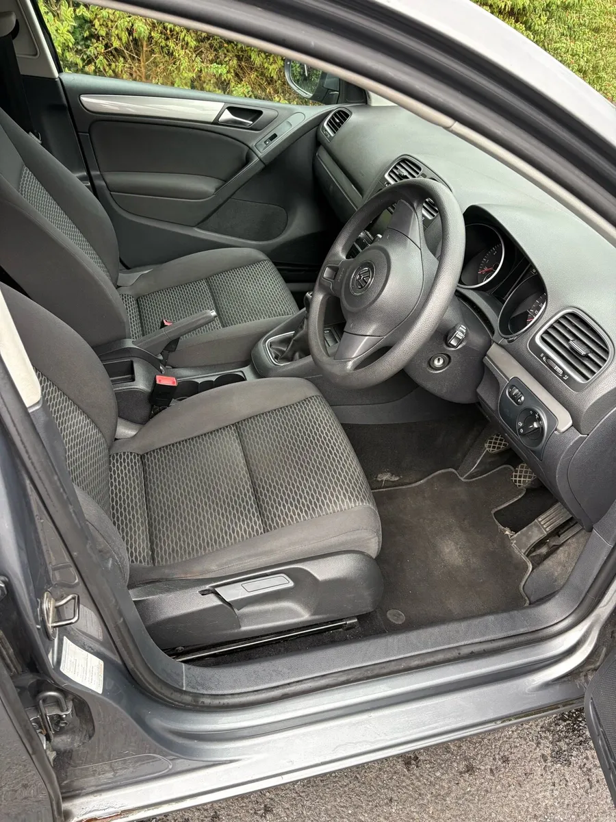 VW Golf 2012 1.2 litre - Image 3