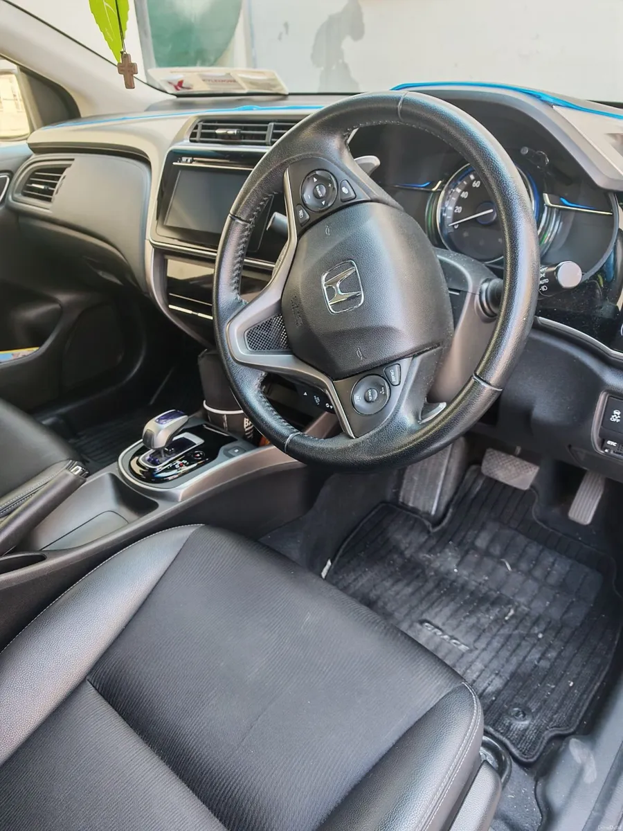 Honda Grace 2015 - Image 5
