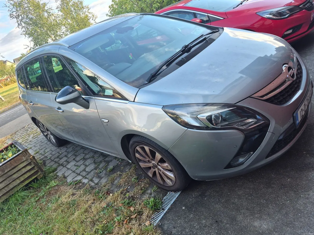 Opel Zafira 2012 - Image 2