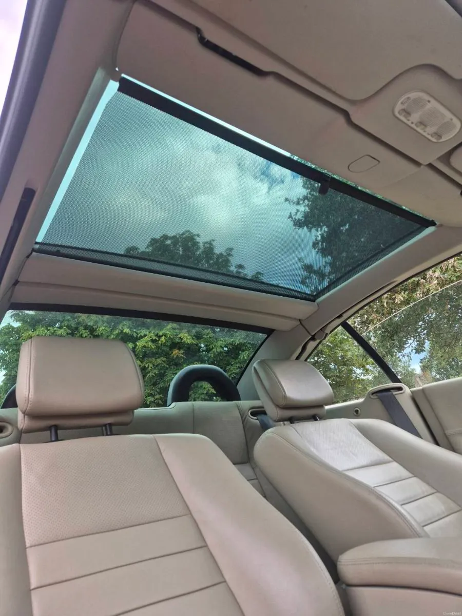 Renault Cabrio Low milage, leather, convertible - Image 1