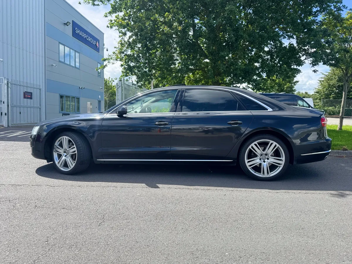 Audi A8 2014 LONG Quattro 3.0TDI 260HP 360 Cameras - Image 2