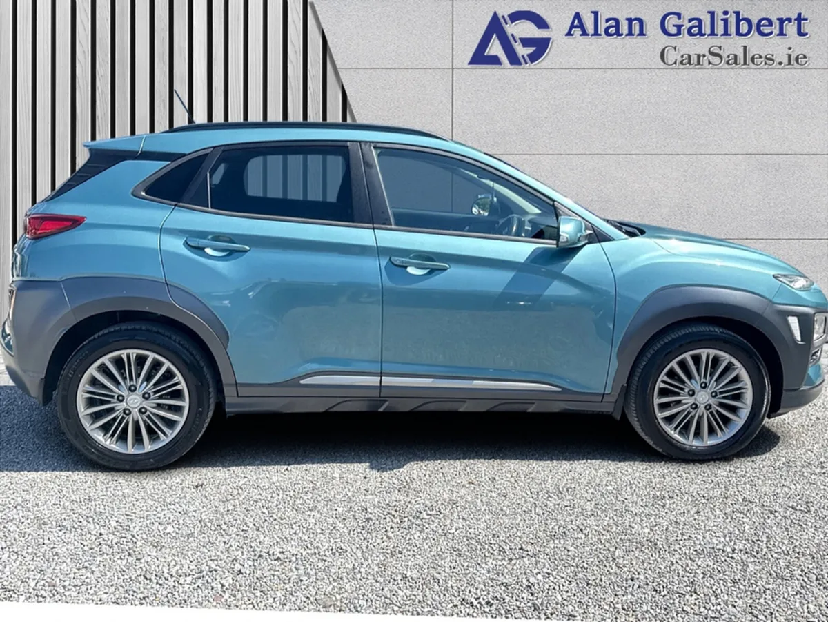 Hyundai KONA EXECUTIVE DIESEL - Image 3