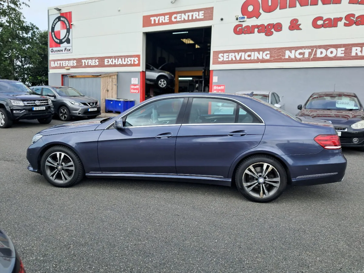 Mercedes-Benz E-Class 220 BLUETEC SE 4DR AUTO CDI - Image 2