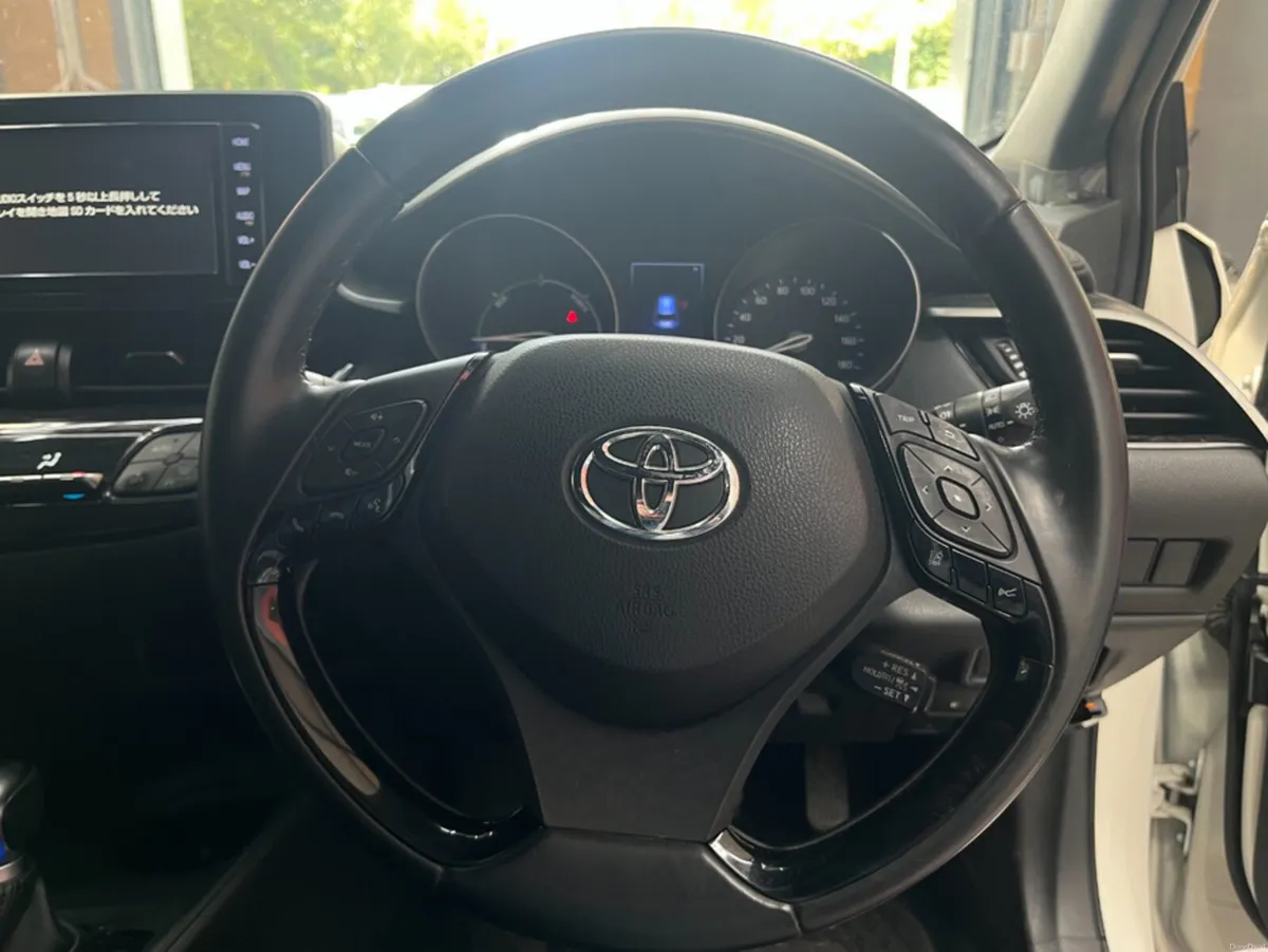 Toyota C-HR 2019 TOYOTA C-HR S LED PACKAGE1.8 AUTO - Image 3