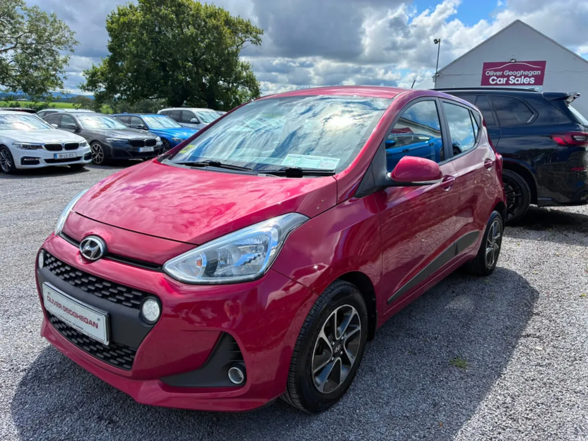Hyundai i10 DELUXE - Image 4