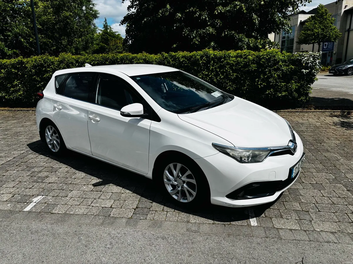 2017 TOYOTA AURIS 1.6 DSL HIGH SPEC NCTED - Image 1