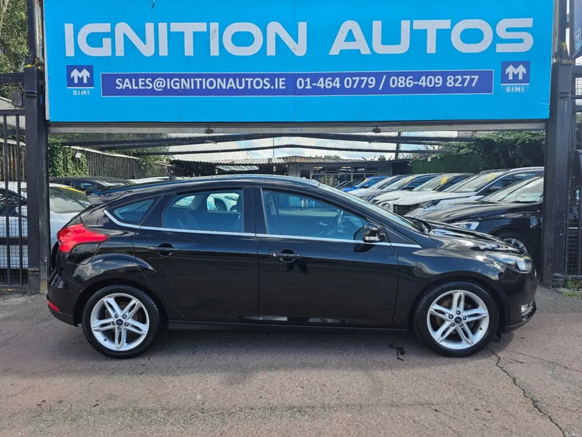 Ford Focus 1.5 TDCI, ZETEC MODEL, LOW MILEAGE, NEW - Image 2